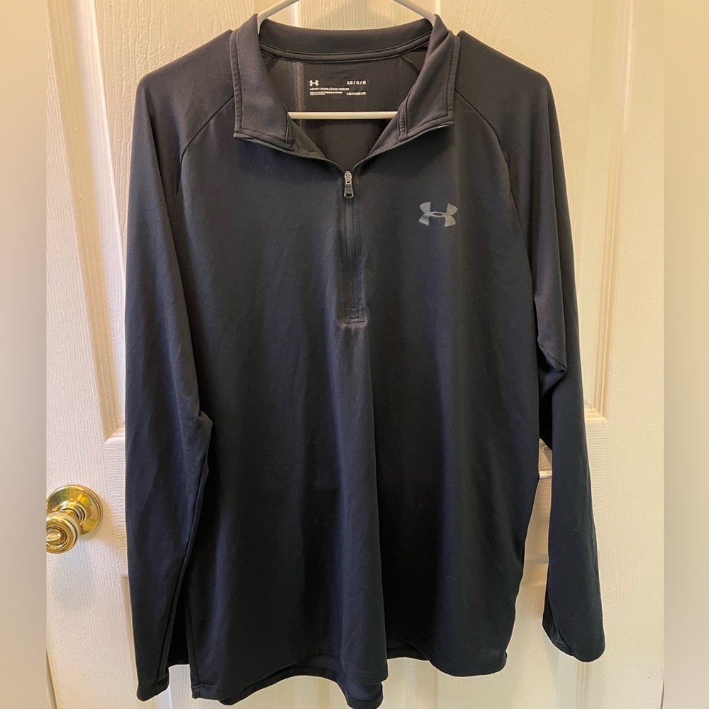 Under Armour men’s quarter zip, size L